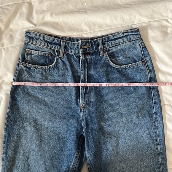 Zara High Rise Straight Legged Jeans - Picture 9 of 16